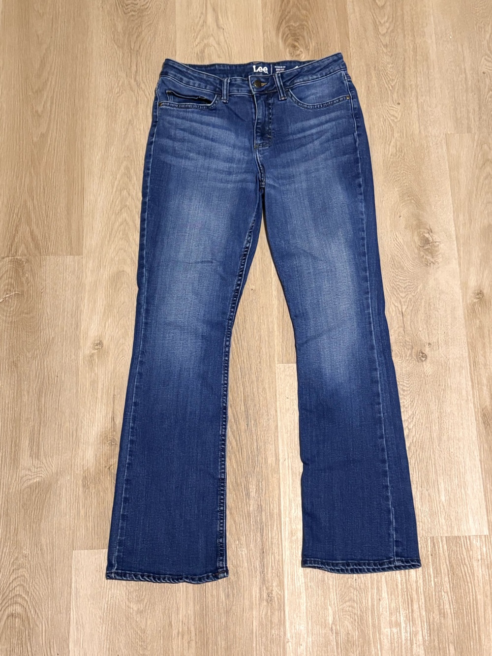 Lee Bootcut Jeans Women’s Size 8 Mid Rise Medium Wash Y2K